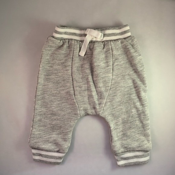 Newborn Size Pants Bundle - Picture 2 of 6